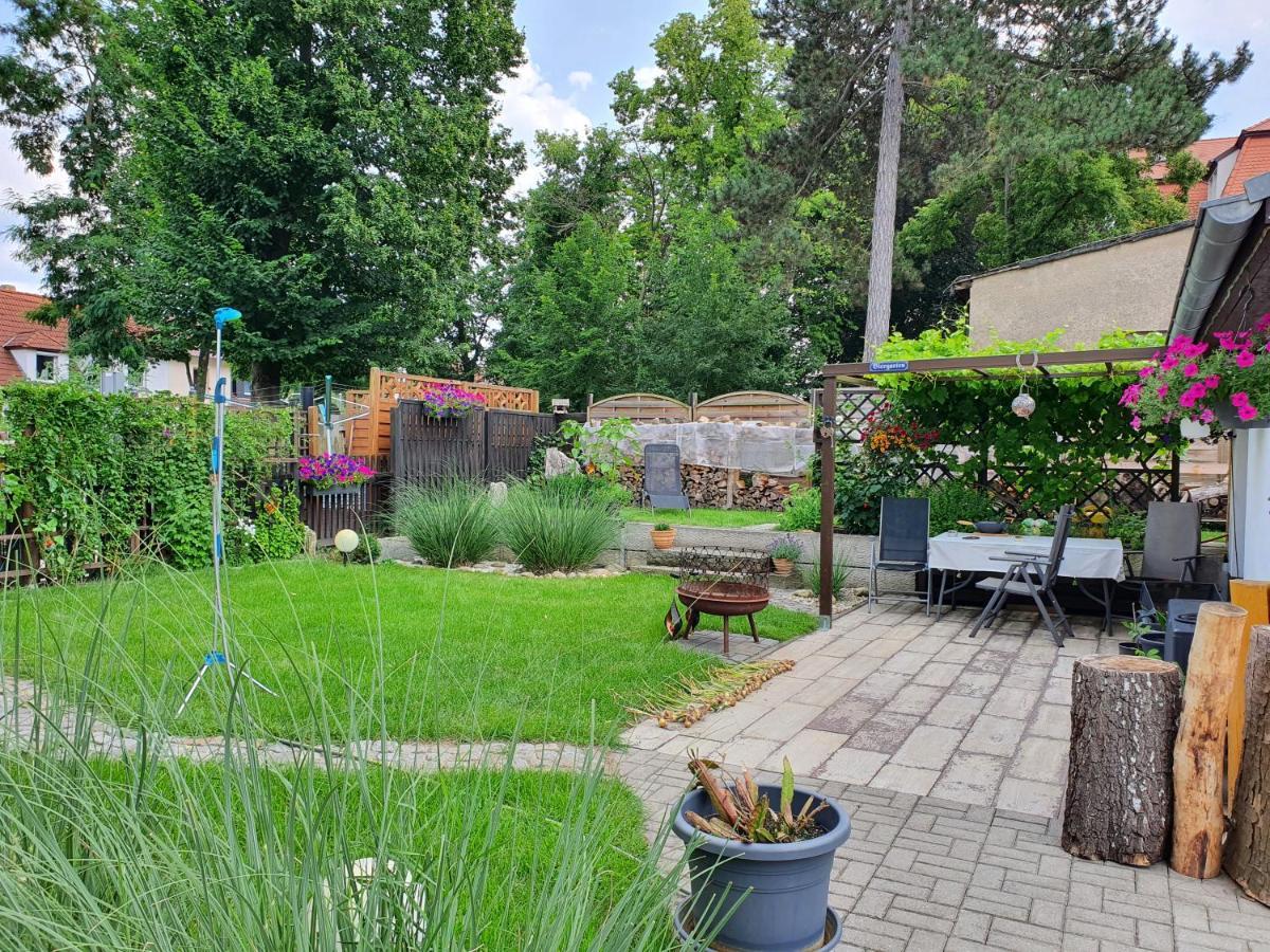 Ferienwohnung Mit Charme Neukieritzsch Экстерьер фото